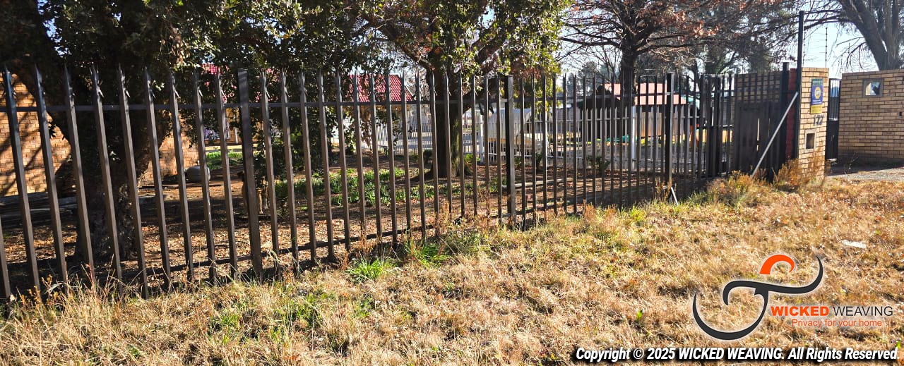 61.5m Black Palisade & Gate Weave Meyerton