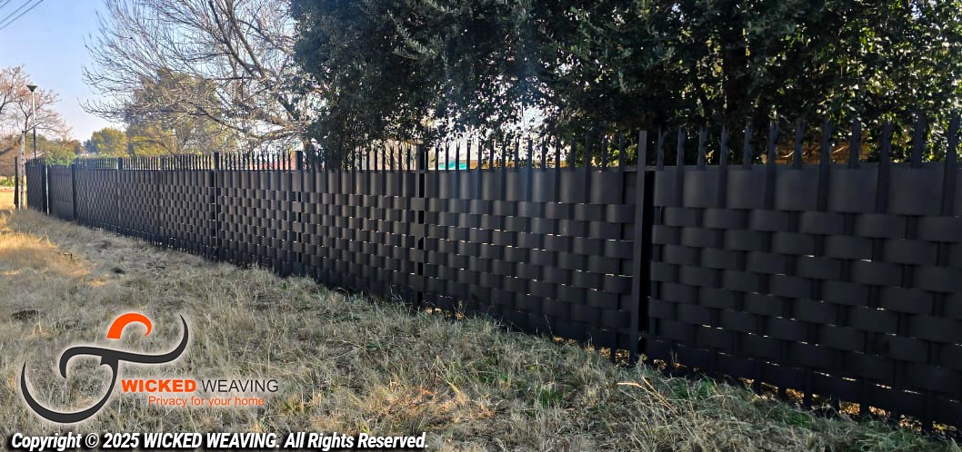 61.5m Black Palisade & Gate Weave Meyerton