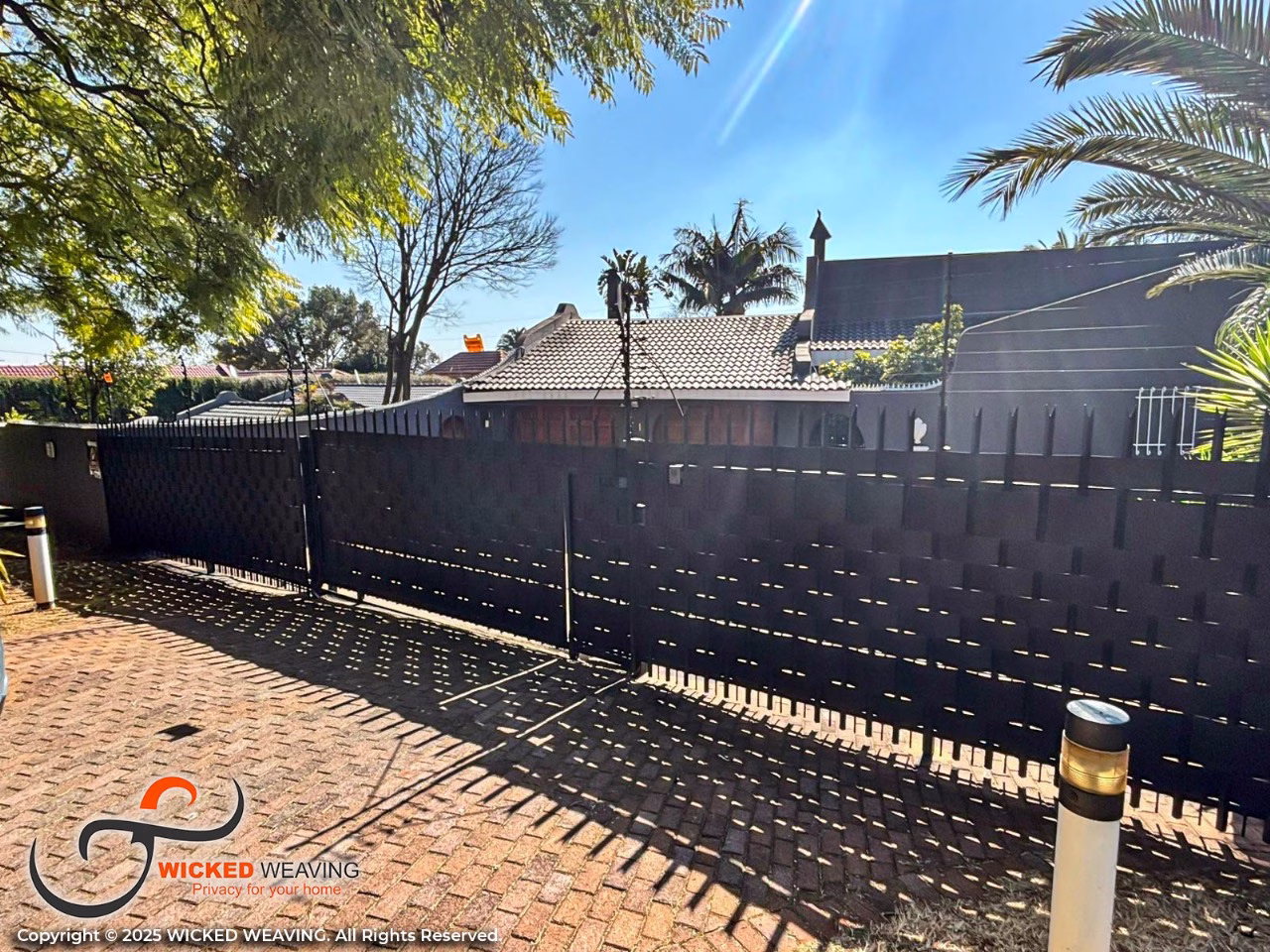 16m Black Palisade Weaving Installation in Randburg