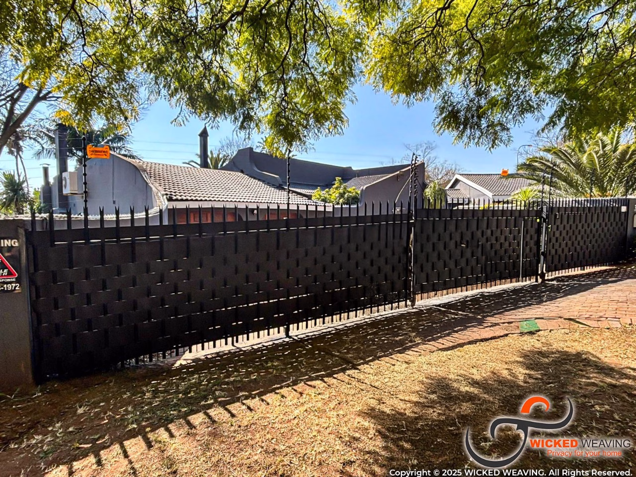 16m Black Palisade Weaving Installation in Randburg