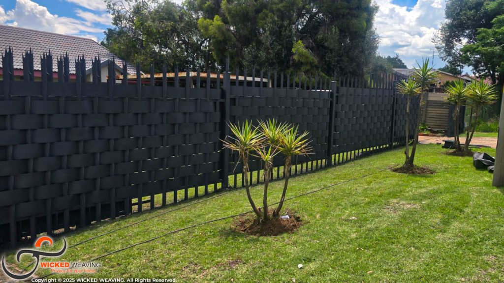 28.2 Charcoal Palisade Weave in Alberton