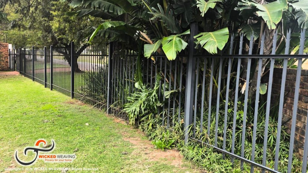 Charcoal Palisade Weaving Installation in eMalahleni (Witbank)