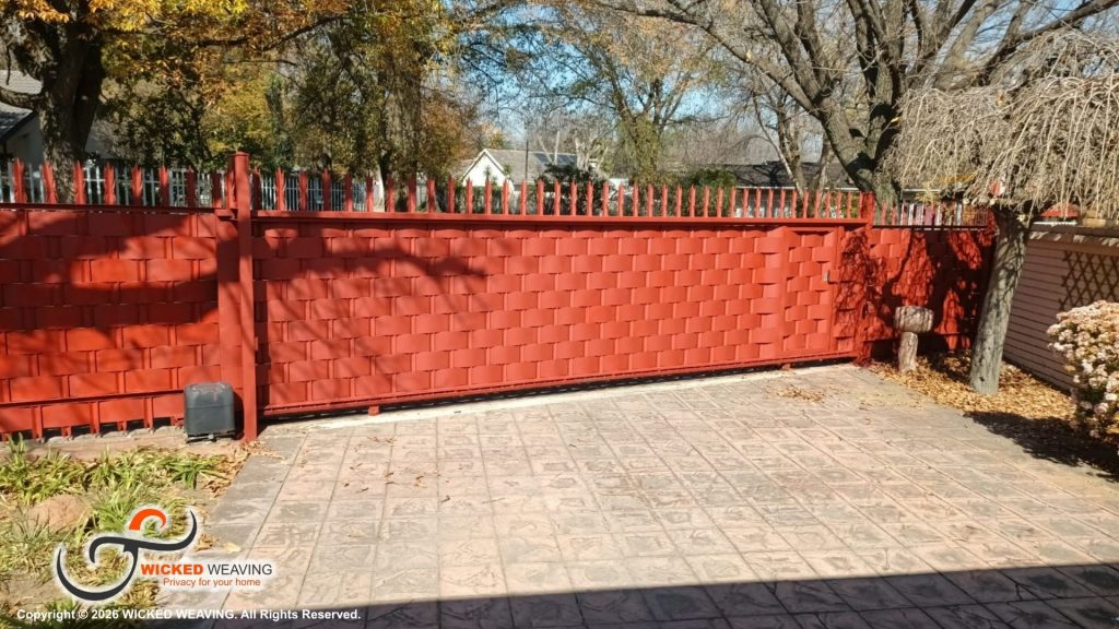 30m Terracotta Palisade Weaving Installation in Sasolburg