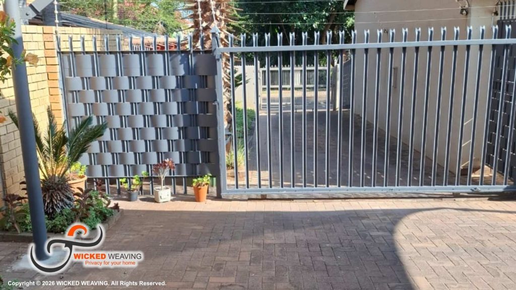 25m Slate Grey Palisade Weaving in Faerie Glen, Pretoria