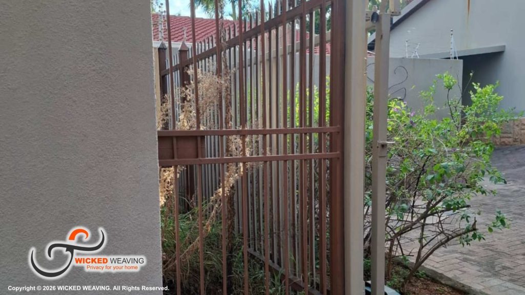 25m Slate Grey Palisade Weaving in Faerie Glen, Pretoria