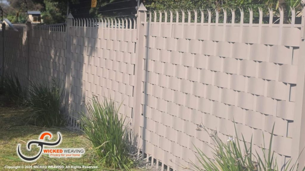 35m Sable Palisade Weaving and 26m Palisade Painting Completed in La Montagne, Pretoria