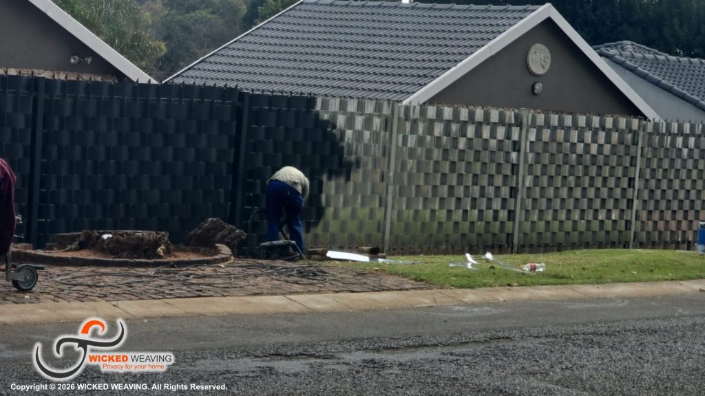 33m Charcoal Palisade Weaving in Berario, Johannesburg