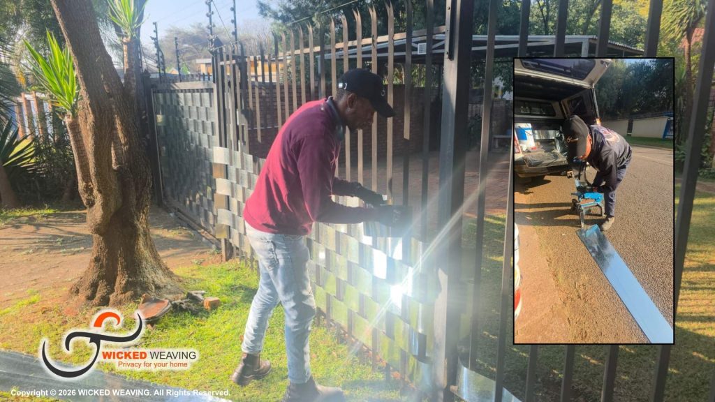 35m Sable Palisade Weaving and 26m Palisade Painting Completed in La Montagne, Pretoria