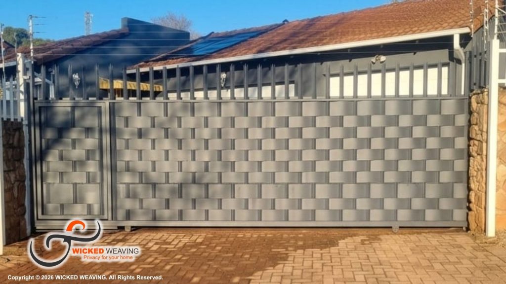 6m Charcoal Gate Weaving in Northcliff