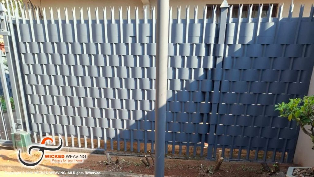 25m Slate Grey Palisade Weaving in Faerie Glen, Pretoria