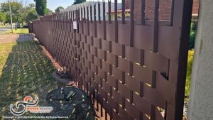 33,5m Chocolate Palisade Weaving Installation in Freeway Park, Boksburg