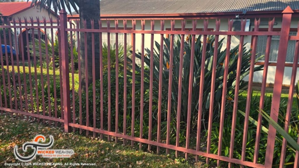 20m Terracotta Palisade Weaving Installation in Moreleta Park