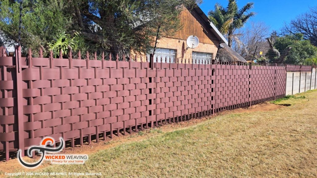 44m Chocolate Palisade Weaving in Springs