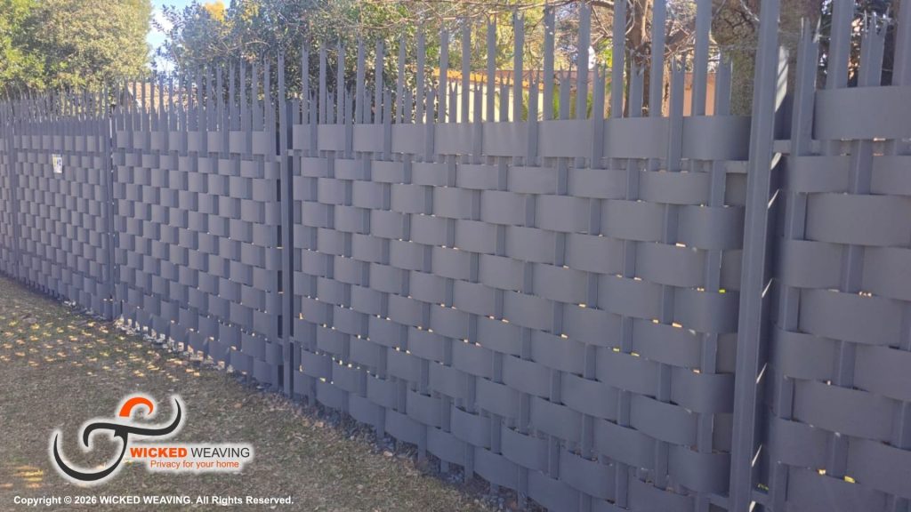 22m Charcoal Palisade Weaving