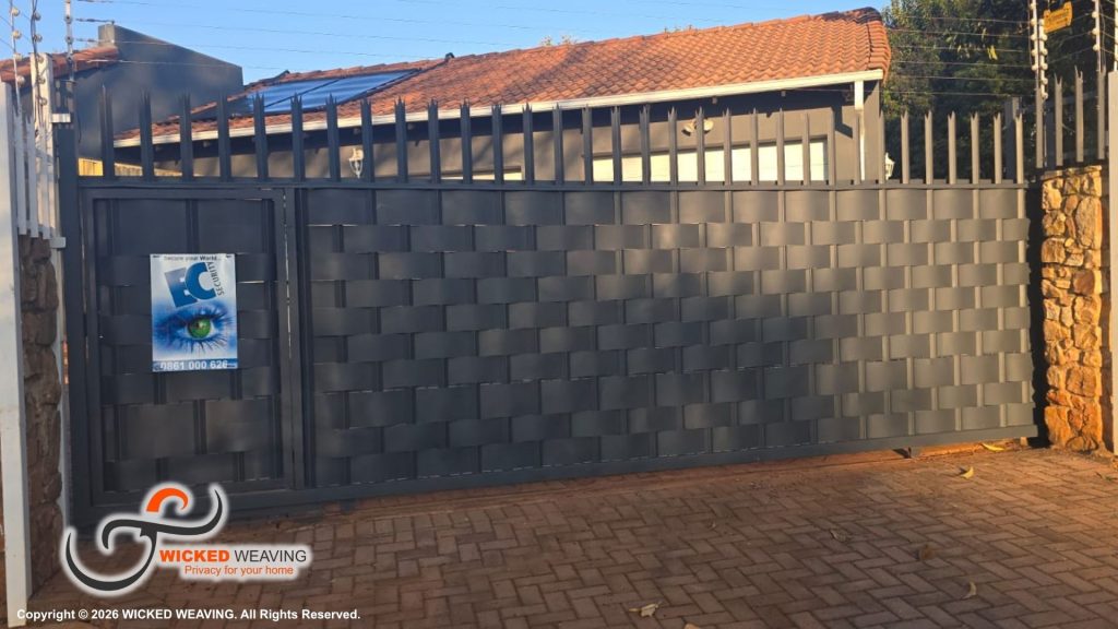 56m Charcoal Palisade Extensions, Palisade Weaving and Gate Weaving in Northcliff