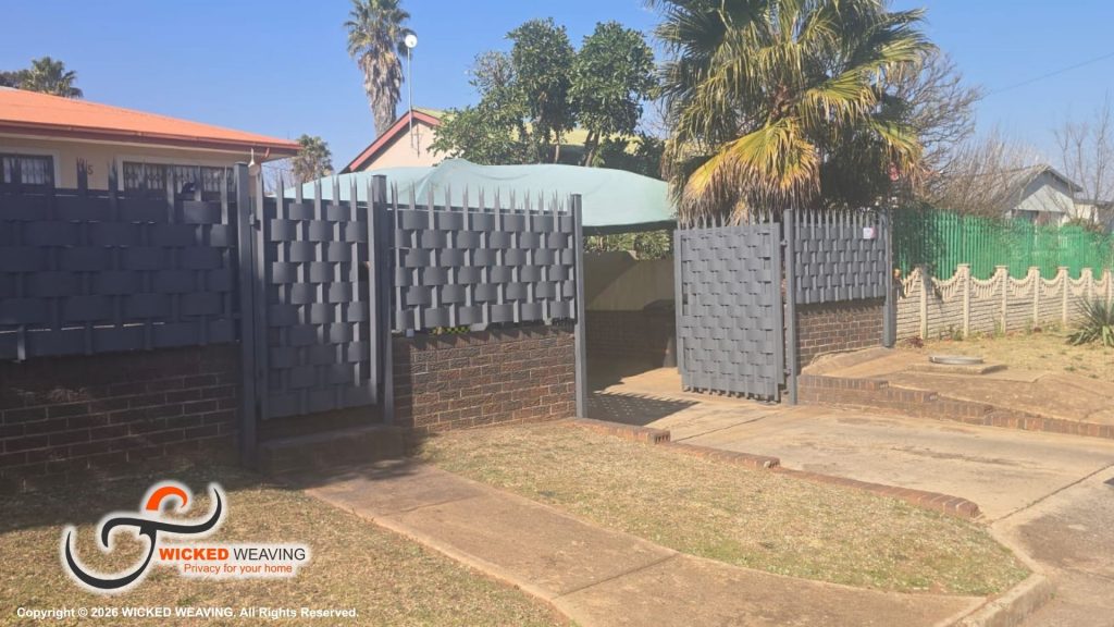 25m Slate Grey Palisade Weaving Installation in Quellerie Park, Krugersdorp