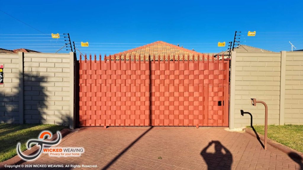 Hacienda Gate Weaving