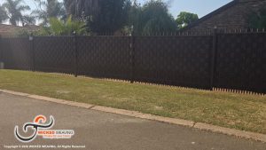 17m Chocolate Palisade Weaving
