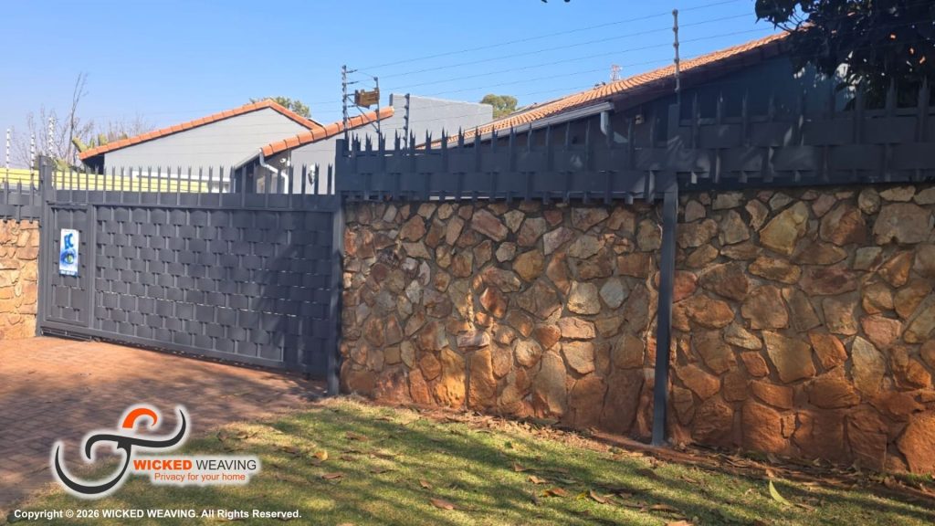 56m Charcoal Palisade Extensions, Palisade Weaving and Gate Weaving in Northcliff