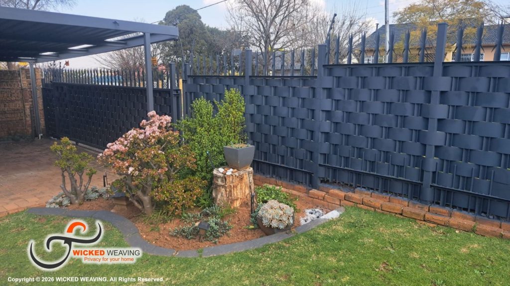 30m Charcoal Palisade Weaving