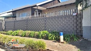 20m Bushveld Palisade Weaving