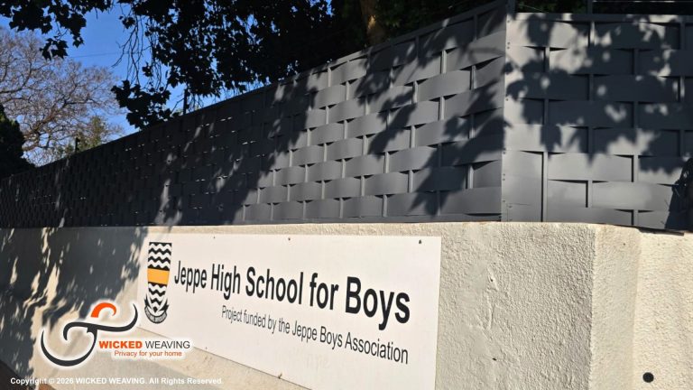 100m Privacy Panels and Palisade Weaving at Jeppe High School for Boys