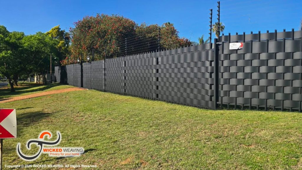 55m Black Palisade Weaving
